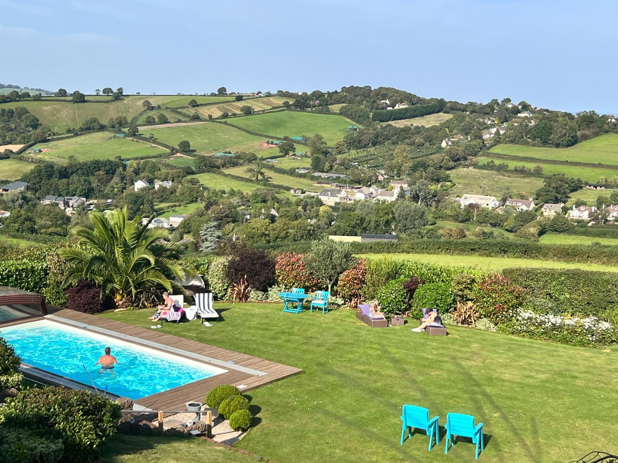 Halekulani Devon Homestay 토키 외부 사진